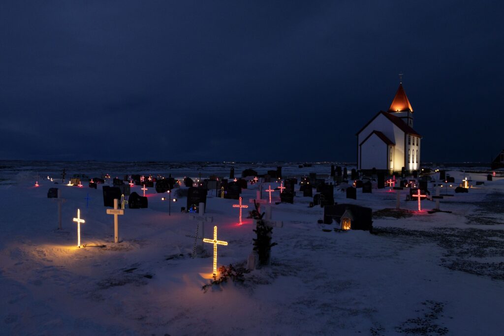 Making light of death reduced